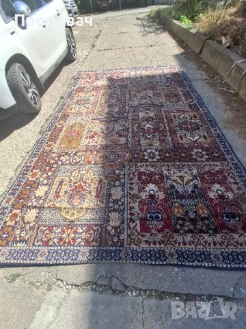 Килим тип персийски, снимка 1
