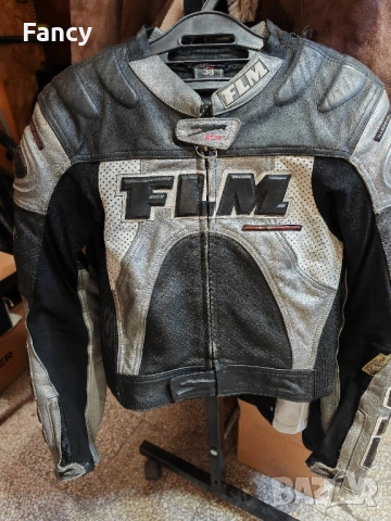 Кожено яке за мотор , снимка 2 - Аксесоари и консумативи - 51893141