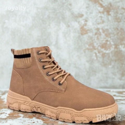 Мъжки боти-тип кецове в бежово