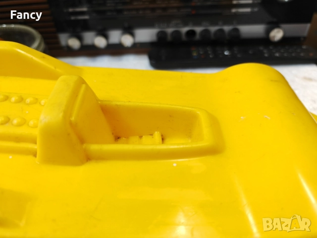 Стара формула 1 пластмасова , снимка 3 - Други ценни предмети - 51827493