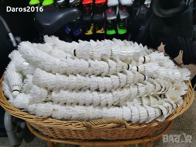 1500 бр употребявани перца за бадминтон Yonex, Li ning, Victor, снимка 2 - Други спортове - 38982384