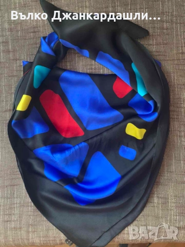 Копринен шал на геометрични фигури, снимка 13 - Шалове - 53151153