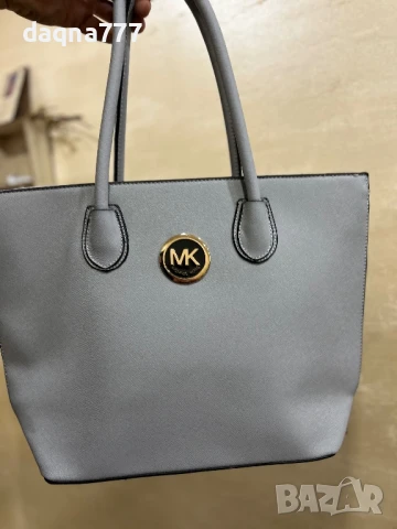 Michael Kors голяма чанта Германия, снимка 18 - Чанти - 51071830