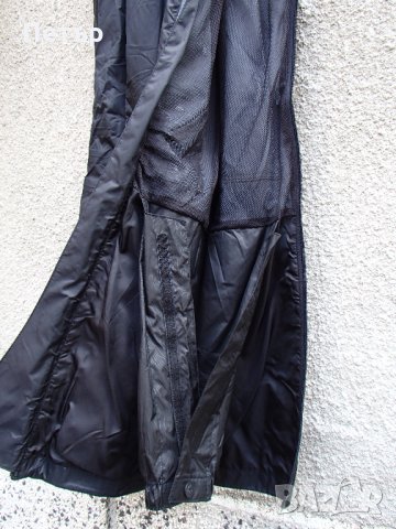 Продавам чисто нов дамски шушляков водоустойчив лепен панталон 8000мм Jack Wolfskin, снимка 4 - Други спортове - 28214659