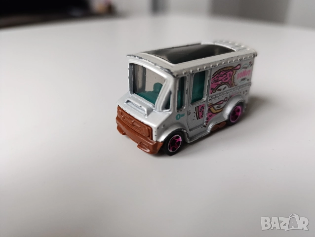 Hot Wheels Donut Drifter – Donut Shop, снимка 2 - Колекции - 51915848