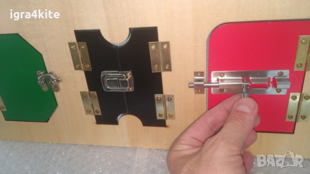 Montessori Lock Table Монтесори табло с 6 ключалки на стойка, снимка 4 - Образователни игри - 26626284