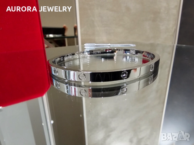 CARTIER Love White Gold Small Model Гривна с Отверка, снимка 5 - Гривни - 52870306