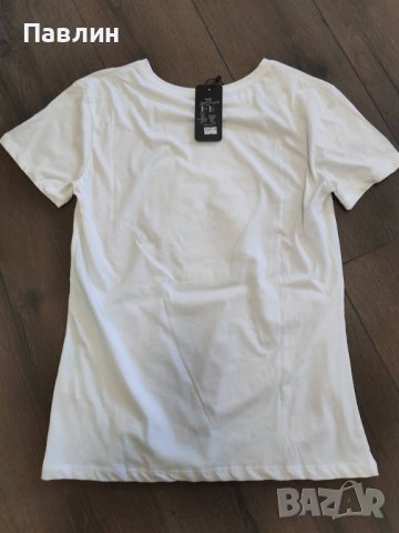 Дамска тениска, снимка 4 - Тениски - 43595825