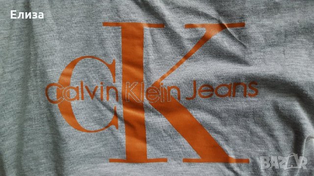 лот 2 артикула тениска Calvin Klein плюс спортно горнище бюстие Calvin Klein , снимка 2 - Тениски - 32801759