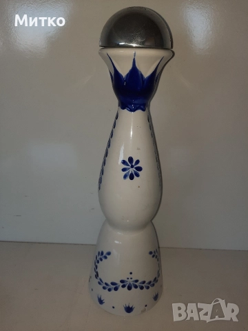 Колекционерска порцеланова бутилка за алкохол, снимка 4 - Сервизи - 52920763