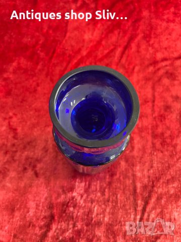 Релефна ваза от кобалтово стъкло. №2667, снимка 3 - Антикварни и старинни предмети - 38072526