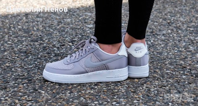 оригинални маратонки Nike Air Force 1'07 SE  номер  39,5-40, снимка 2 - Маратонки - 28811131
