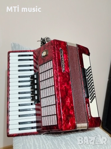 Акордеон Weltmeister STELLA 