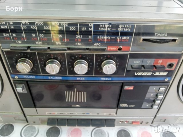 VEGA 335 Радиокасетофон, снимка 6 - Радиокасетофони, транзистори - 38441691