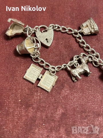 Антикварна сребърна английска гривна с талисманк, снимка 4 - Гривни - 52829657