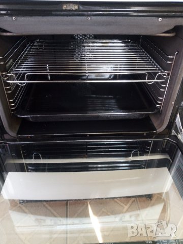 Свободно стояща печка с керамичен плот VOSS Electrolux 60 см широка 2 години гаранция!, снимка 2 - Печки, фурни - 44062689