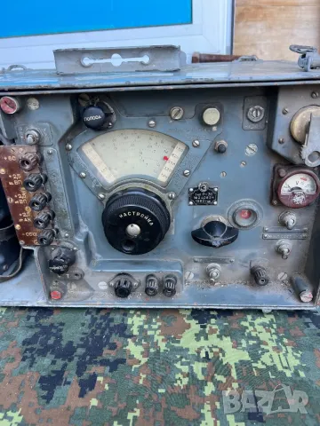 Продавам военен приемник Р311, снимка 6 - Други ценни предмети - 49883909