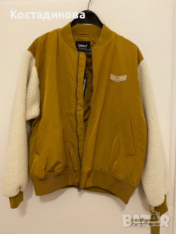 Дамско яке чисто ново