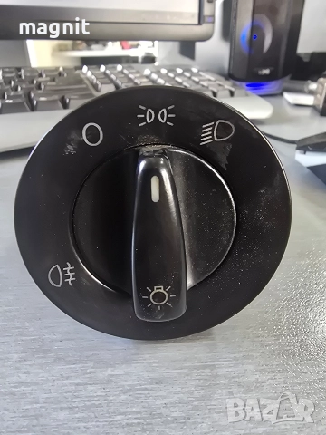 1C0941531 Ключ фарове за VW Golf 4 Passat Sharan Lupo Bora