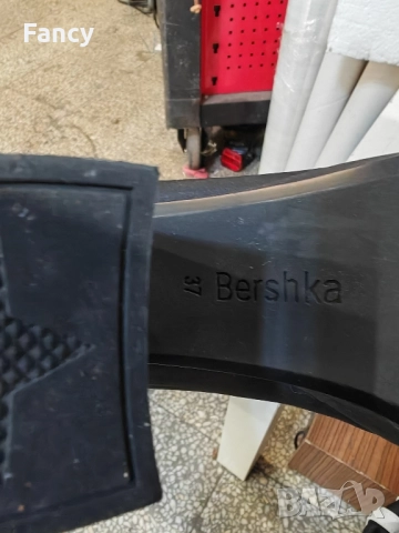 Дамски ботуши Bershka 37 номер , снимка 7 - Дамски ботуши - 52243936