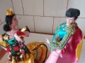 Танцуващи кукли и две преспапиета., снимка 2