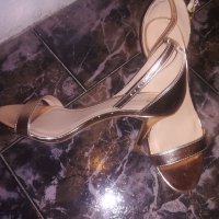 Обувки , снимка 3 - Дамски обувки на ток - 33394028