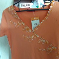 Дамска оранжева блуза с бродирани ивици, снимка 3 - Тениски - 29020791