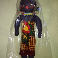 Нова с етикет и история кукла от Кения,  от текстил с мъниста , снимка 4 - Колекции - 39633887