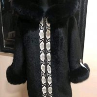 Дамско елегантно палто с лисица код 321