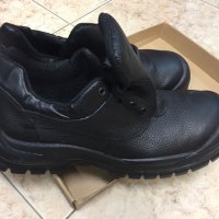 Работни обувки с бомбе-номер 43, снимка 9 - Мъжки боти - 39899223