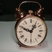 Винтидж редки колекционерски  механични часовници JUNGHANS,KIPLE  и СЛАВА, снимка 9 - Антикварни и старинни предмети - 38903373