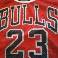 Баскетболна тениска Шампион -Чикаго Булс НБА №23 Майкъл Джордан размер М, снимка 3 - Баскетбол - 36447406