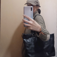 Продавам дамска черна чанта , снимка 5 - Чанти - 44809831