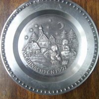 Калаена чиния за стена - сувенир от Германия по случай Коледа, снимка 1 - Други ценни предмети - 39952944