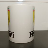Бяла порцеланова чаша на Ферари / Ferrari, снимка 2 - Чаши - 37050481