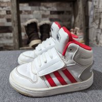 детски маратонки Adidas, номер 25 1/2, снимка 2 - Детски маратонки - 43501938