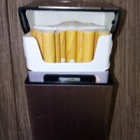 Метална кутия за цигари, снимка 5 - Табакери - 44010906