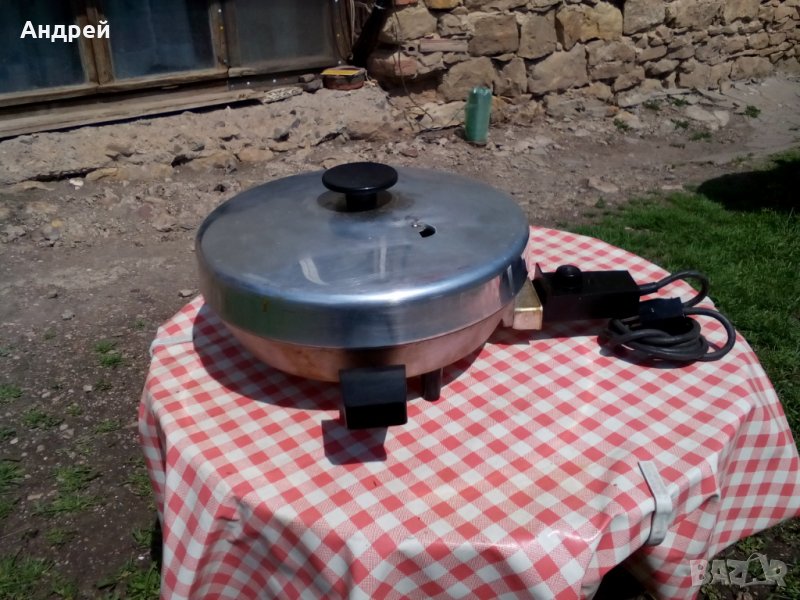 Стара електрическа тенджера, снимка 1