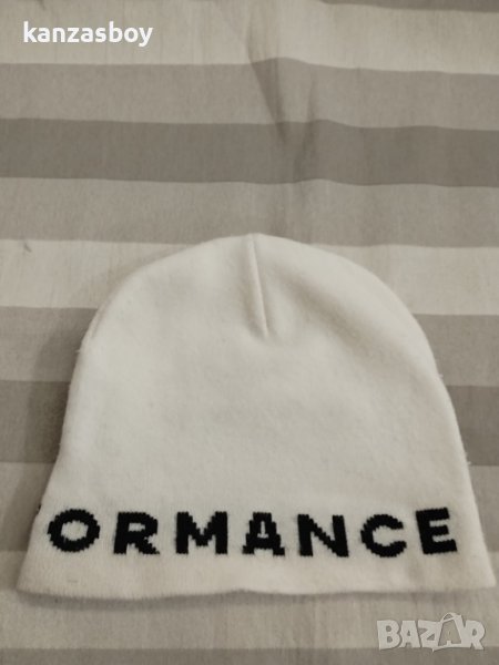peak performance - страхотна зимна шапка , снимка 1