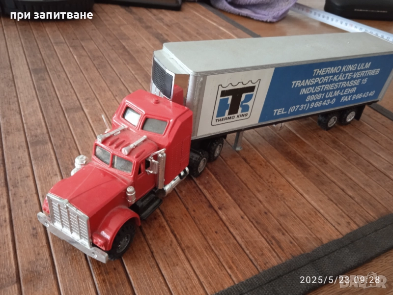 Старо Maisto, американски камион, 1/43- 1/50, снимка 1