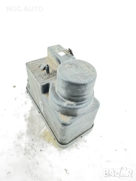 Вакуум Помпа Централно Заключване за Мерцедес, Mercedes Benz, W124, W126, A1248002148, 124 800 21 48, снимка 1