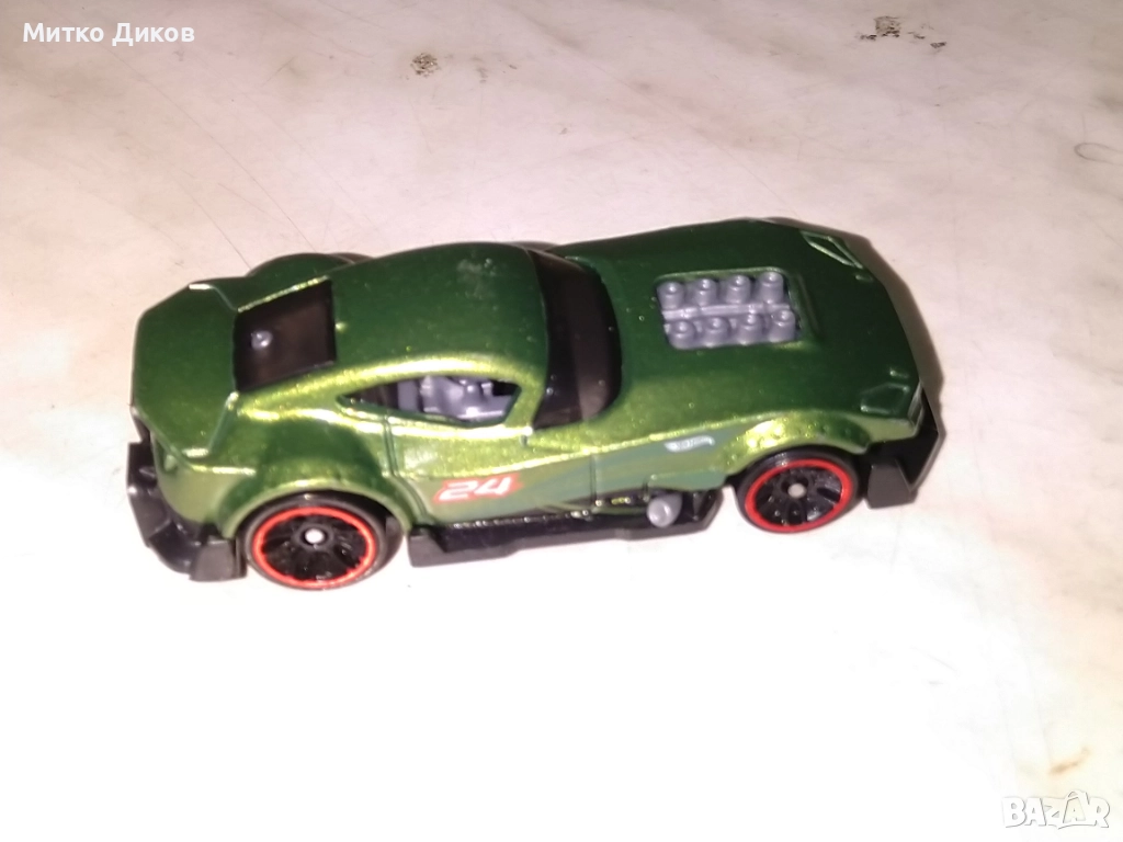 Колекционерска количка Hot Wheels Muscle And Blown, оцветено в маслинено зелено металик. , снимка 1
