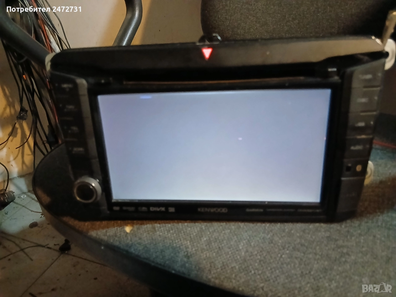 Повредена навигация Kenwood , снимка 1