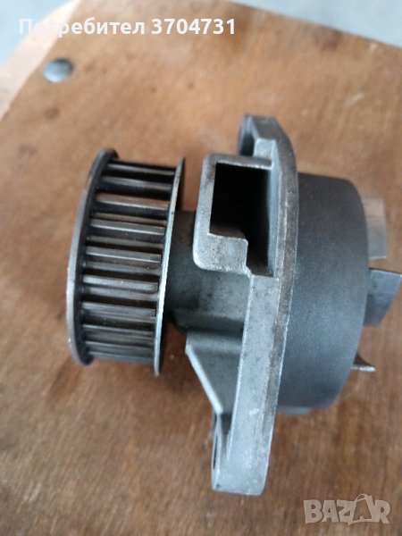 Водна помпа W, Scoda, Seat 1.4 16v, снимка 1