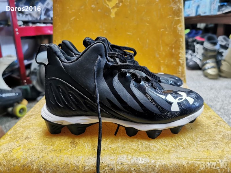 Детски бейзболни бутонки Under armour 34 номер, снимка 1