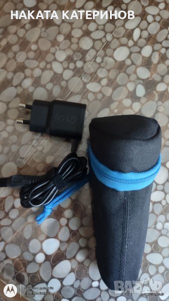 МАШИНКА ЗА БРЪСНЕНЕ С КАЛЪФ И ЗАРЯДНО , снимка 1