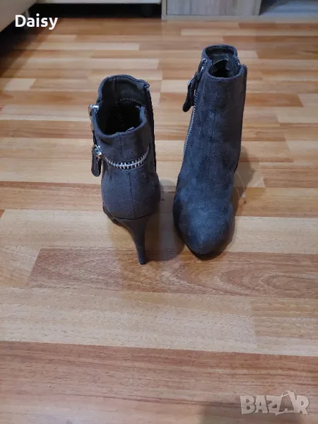 Дамски боти на ток, снимка 1
