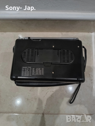 Радио-Grundig yacht boy 206, снимка 5 - Радиокасетофони, транзистори - 53306354