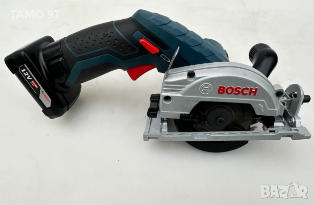 BOSCH GKS 12V-26 - Акумулаторен циркуляр 2x12V 6.0Ah като нов!, снимка 5 - Триони и циркуляри - 52888481