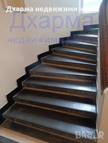 Продавам тристаен апартамент в център, снимка 8 - Апартаменти - 53394206